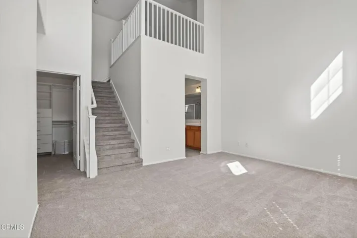 25-web-or-mls-UpmarketMedia-337 Fea-89