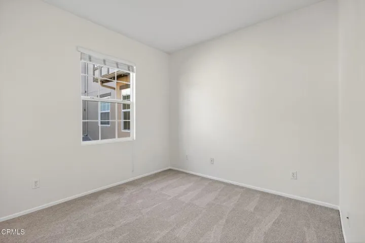 34-web-or-mls-UpmarketMedia-337 Fea-129