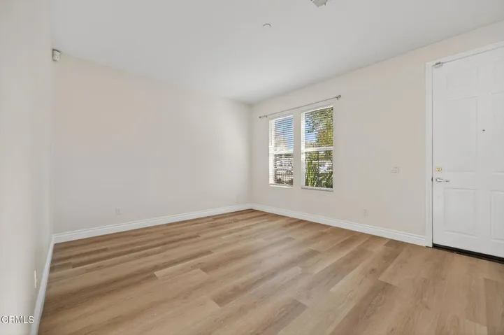 5-web-or-mls-UpmarketMedia-337 Fea-18