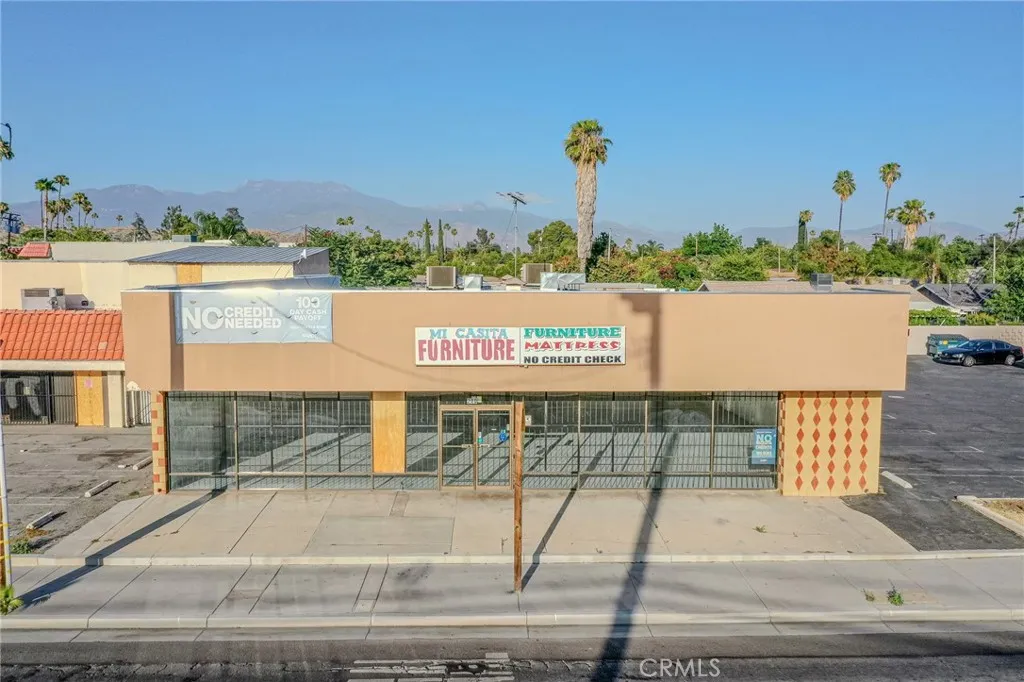 280 N San Jacinto St