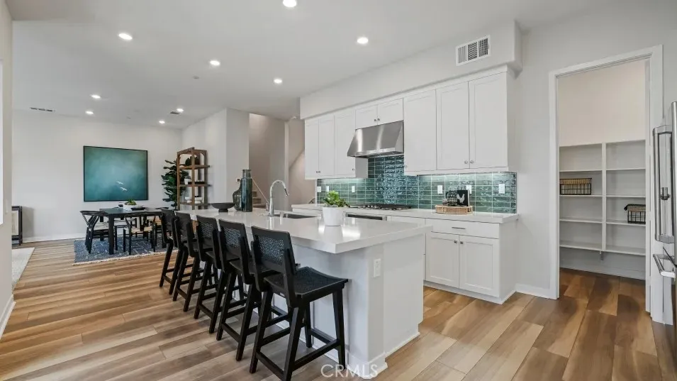 1005 Walnut Terrace, Montebello, California 90640 home-pic-3