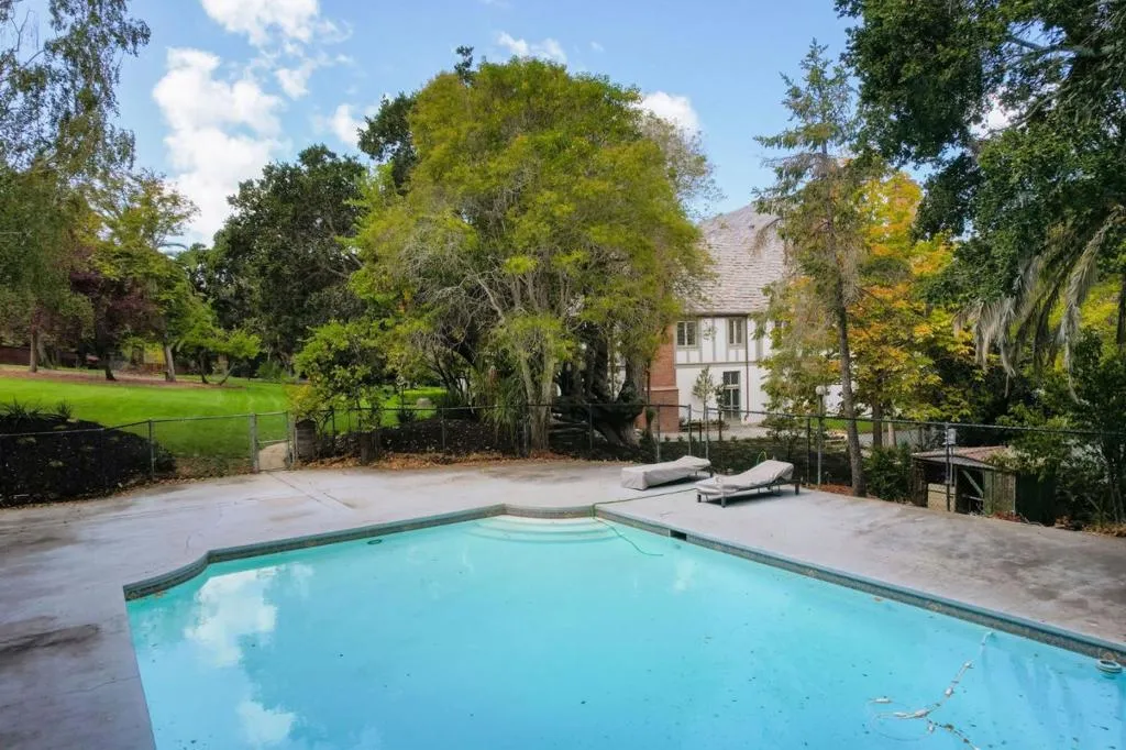 85 Fagan Drive, Hillsborough, California 94010 home-pic-52