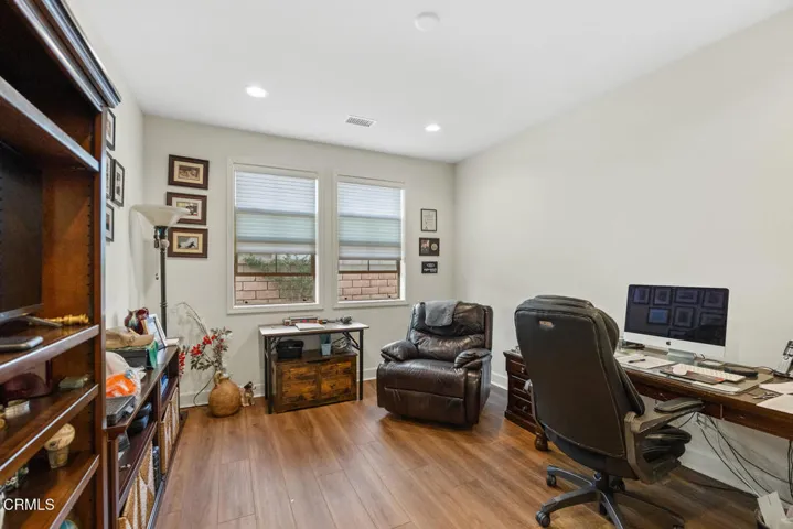 2188 Jovana Ct Camarillo CA-large-026-04