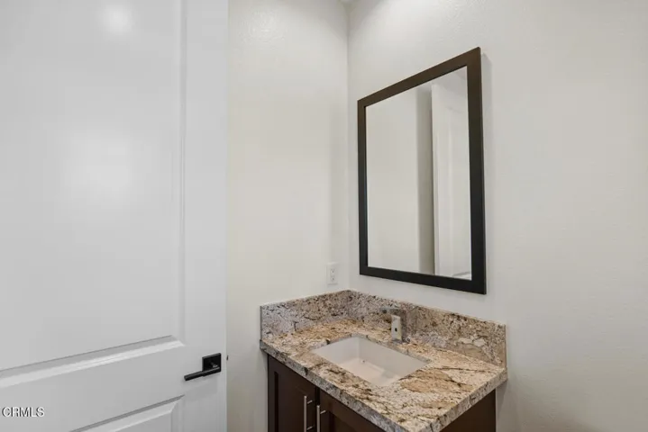 2188 Jovana Ct Camarillo CA-large-036-04