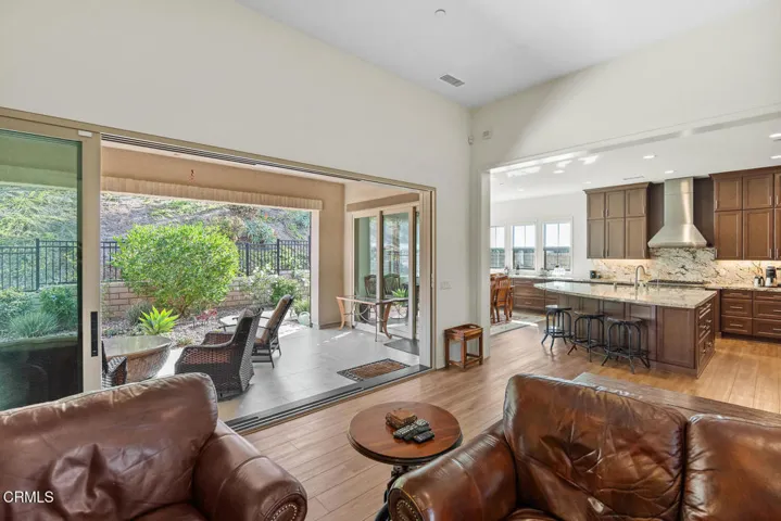2188 Jovana Ct Camarillo CA-large-009-01