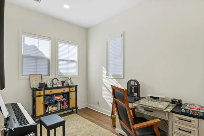 2188 Jovana Ct Camarillo CA-large-029-03