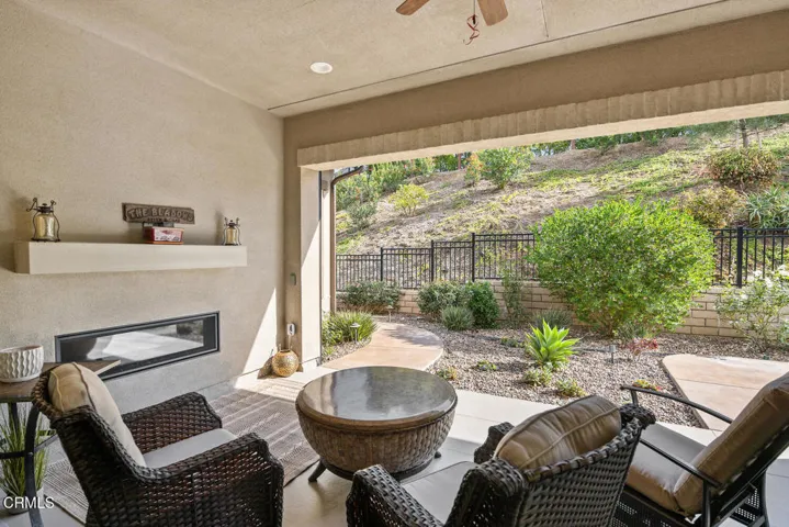 2188 Jovana Ct Camarillo CA-large-037-00