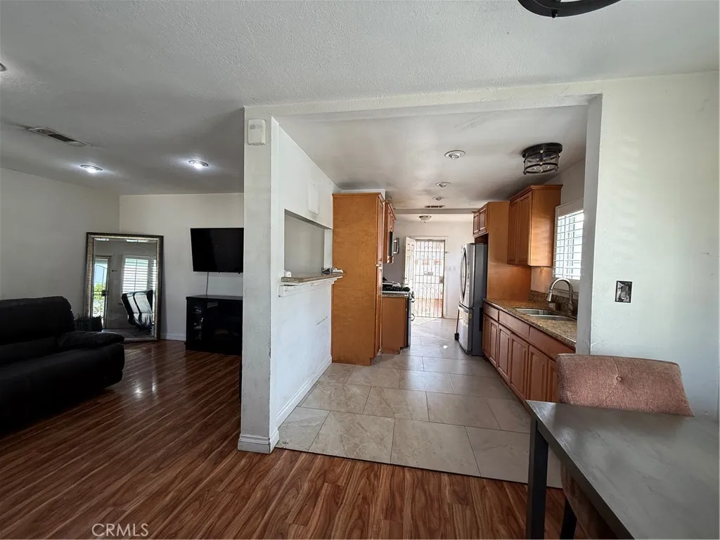 1418 W 134th, Compton, California 90222 home-pic-3