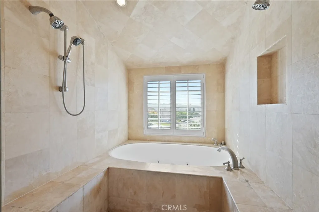 24952 Hendon, Laguna Hills, California 92653 home-pic-40
