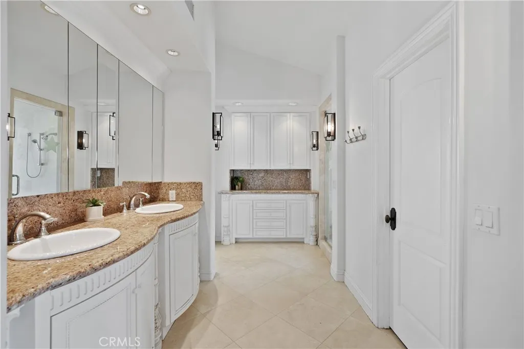 24952 Hendon, Laguna Hills, California 92653 home-pic-38
