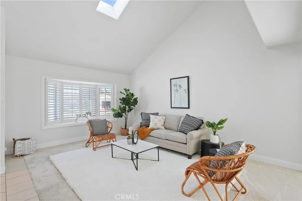 24952 Hendon, Laguna Hills, California 92653 home-pic-10