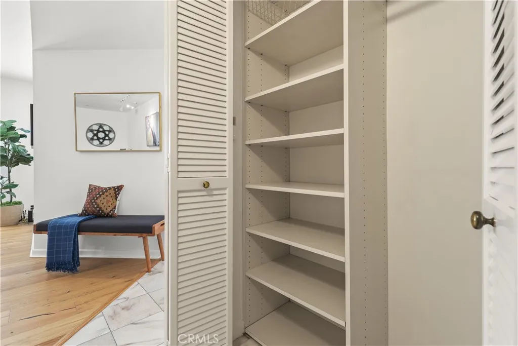 10626 Holman 1b, Westwood Century City, California 90024 home-pic-22