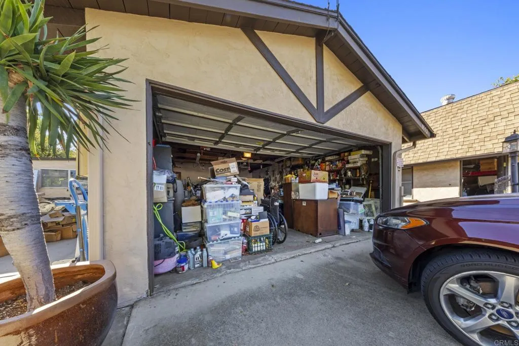 8552 Brodie Lane, Santee, California 92071 home-pic-18