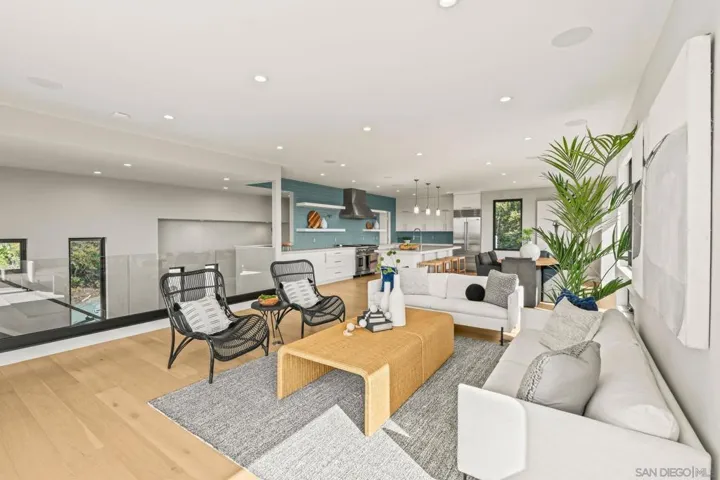 1505 Loring St, San Diego, California 92109