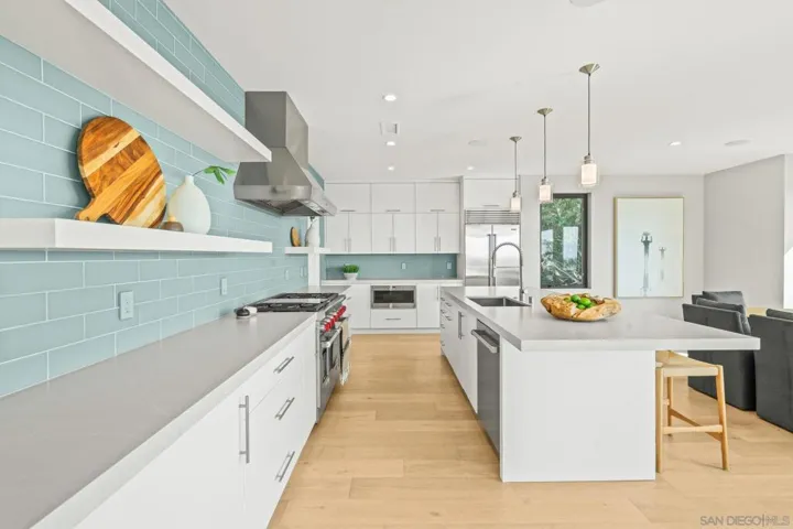 1505 Loring St, San Diego, California 92109