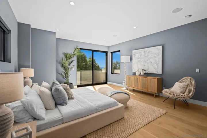 1505 Loring St, San Diego, California 92109