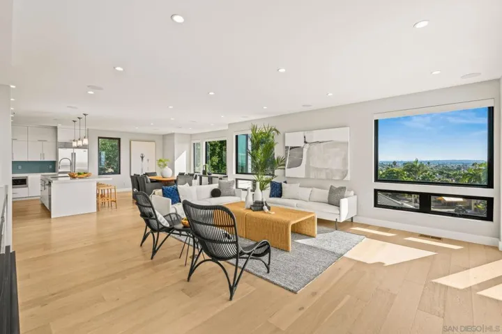 1505 Loring St, San Diego, California 92109