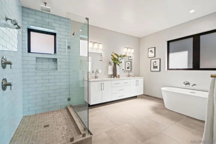 1505 Loring St, San Diego, California 92109