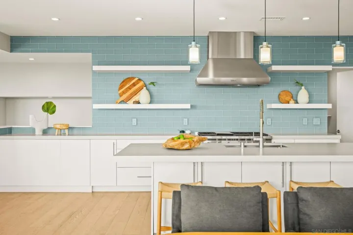 1505 Loring St, San Diego, California 92109