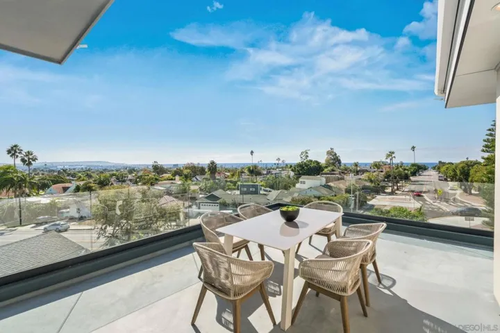 1505 Loring St, San Diego, California 92109
