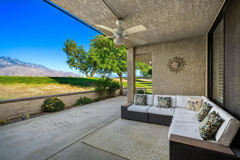 67985 Seven Oaks Drive, Cathedral City, California 92234 home-pic-12
