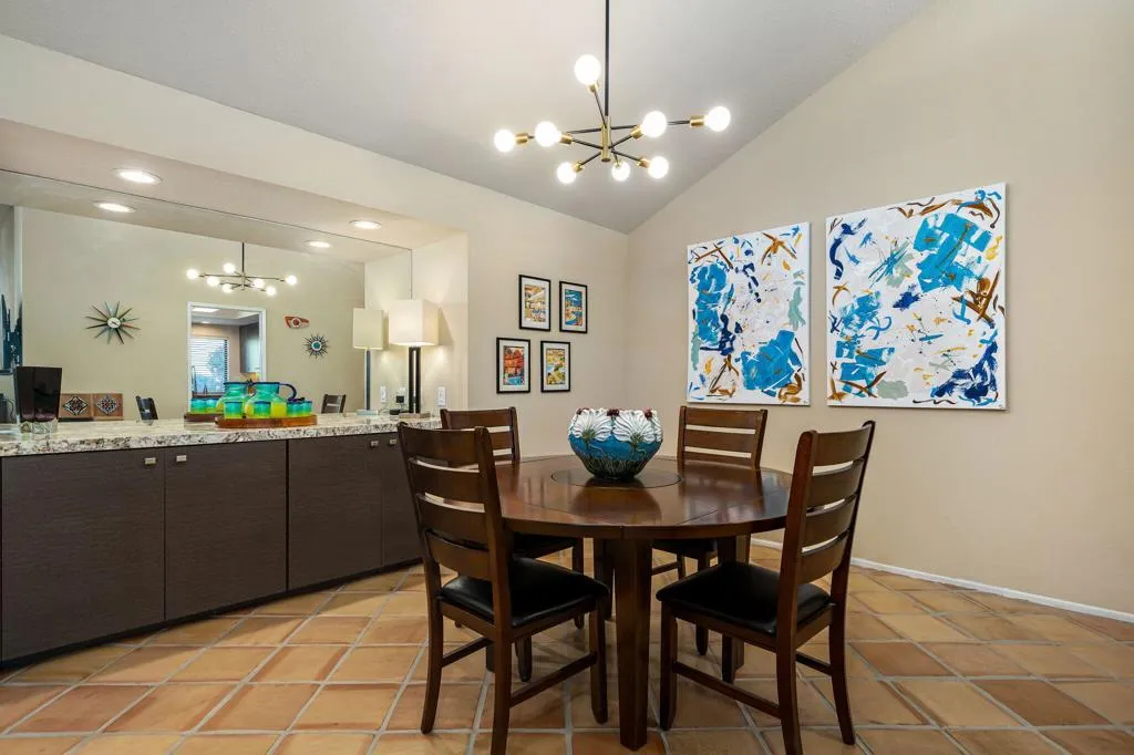 67985 Seven Oaks Drive, Cathedral City, California 92234 home-pic-6