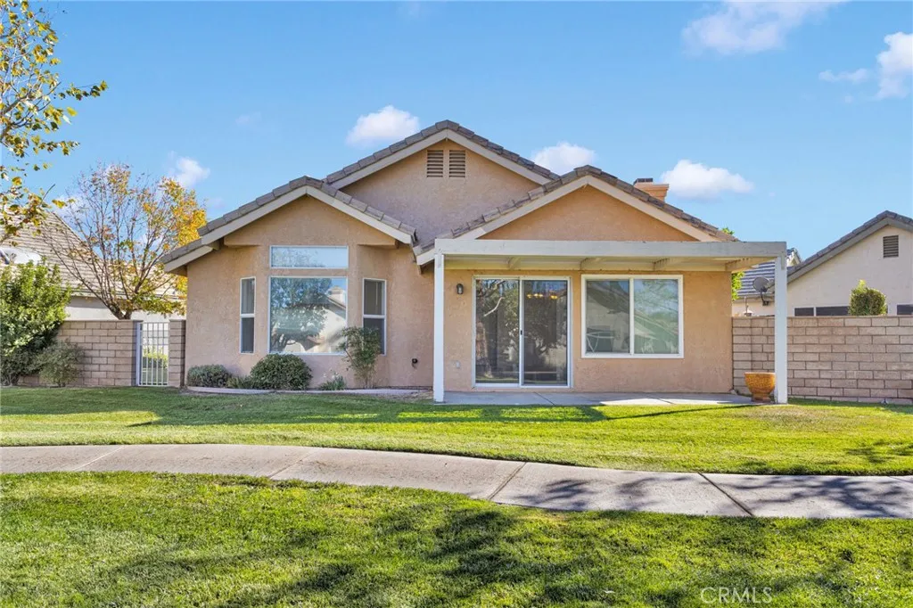 11236 Bunker, Apple Valley, California 92308 home-pic-25