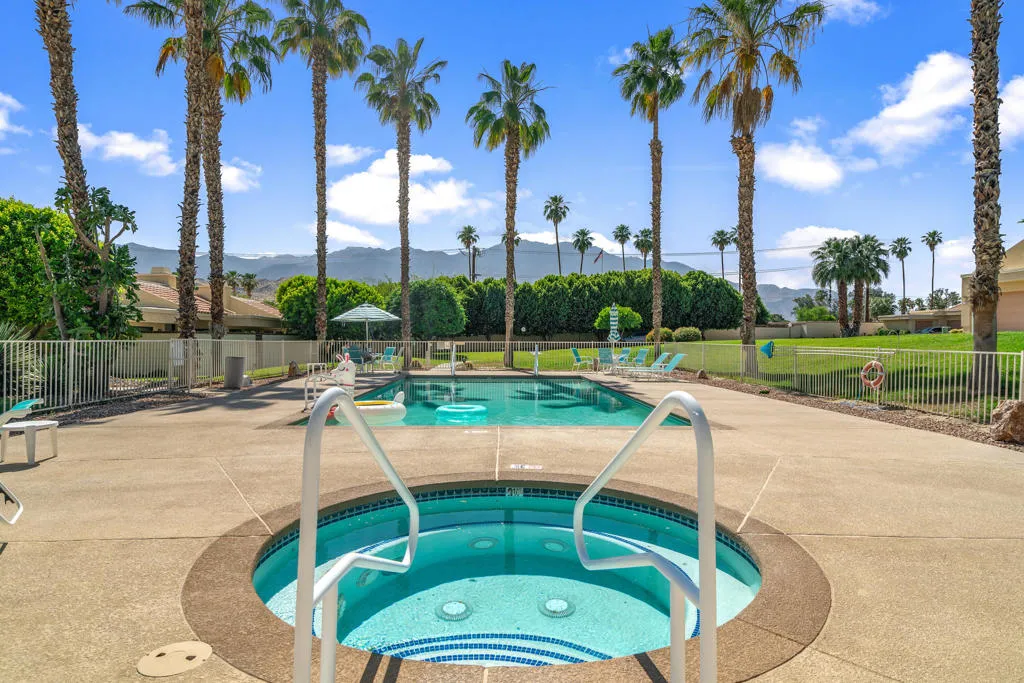 6724 Greenwood Circle, Palm Springs, California 92264 home-pic-27