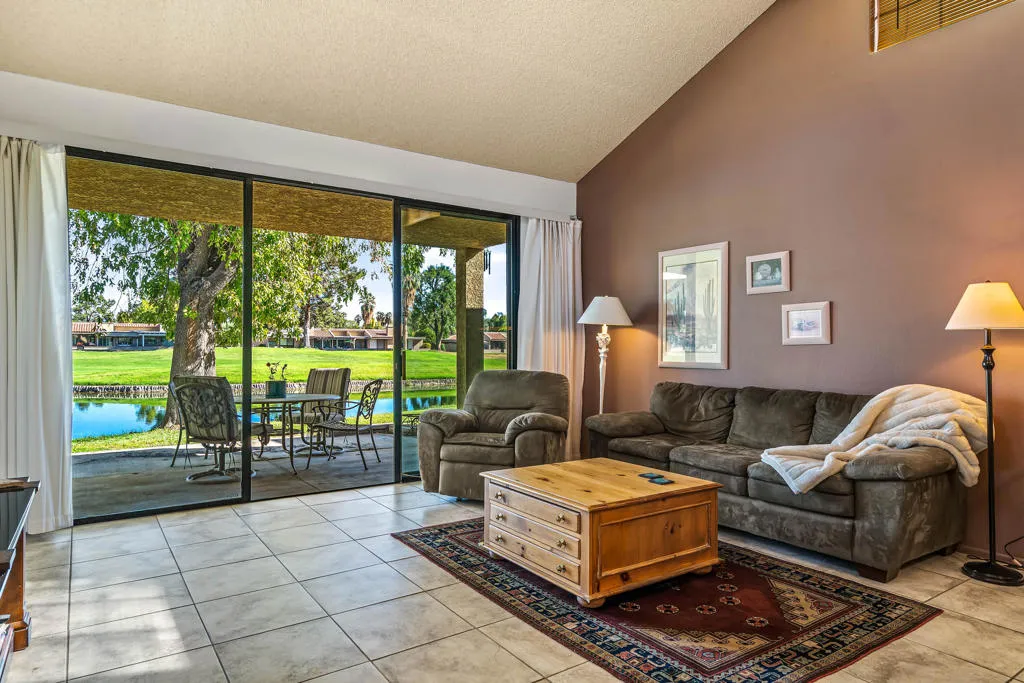 6724 Greenwood Circle, Palm Springs, California 92264 home-pic-6