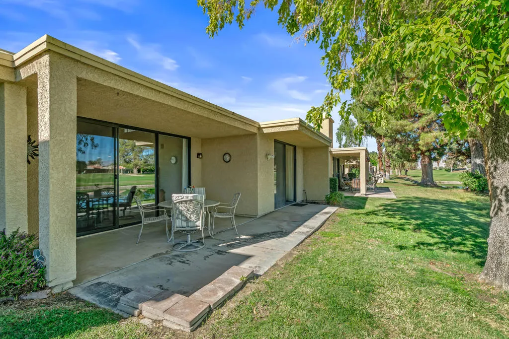 6724 Greenwood Circle, Palm Springs, California 92264 home-pic-25