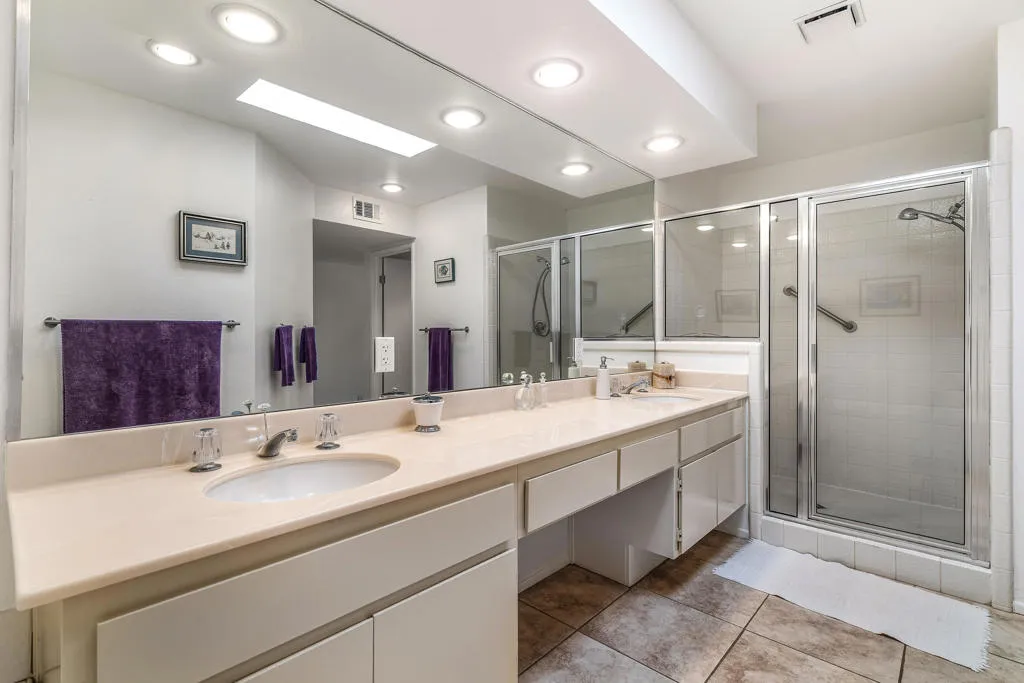 6724 Greenwood Circle, Palm Springs, California 92264 home-pic-19