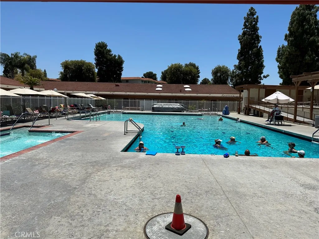 2290 Via Puerta N A, Laguna Woods, California 92637 home-pic-41