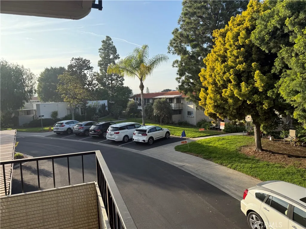 2290 Via Puerta N A, Laguna Woods, California 92637 home-pic-15