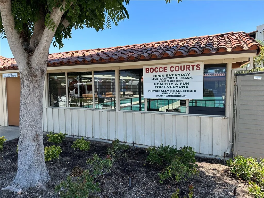 2290 Via Puerta N A, Laguna Woods, California 92637 home-pic-44