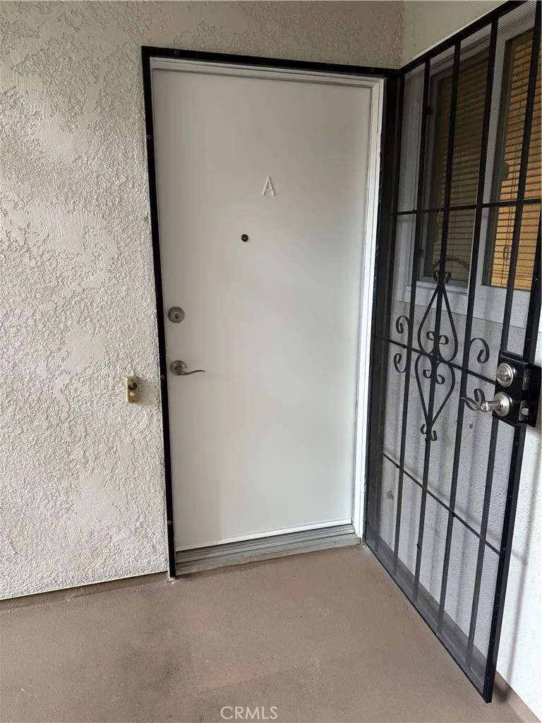 2290 Via Puerta N A, Laguna Woods, California 92637 home-pic-1