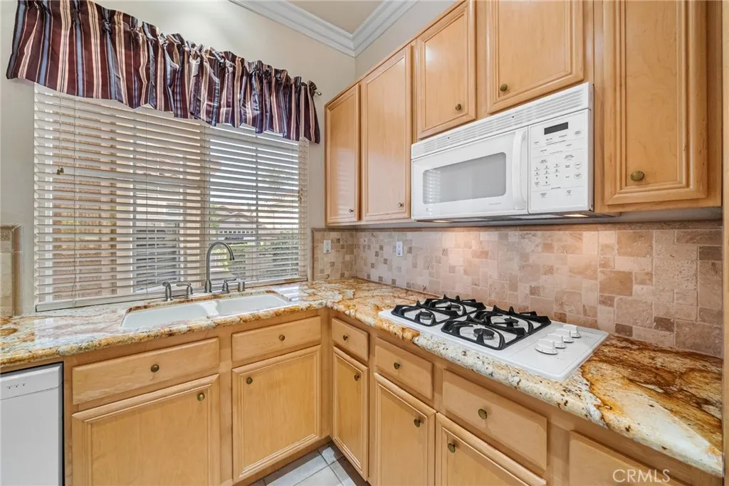 21564 Marana, Mission Viejo, California 92692 home-pic-16