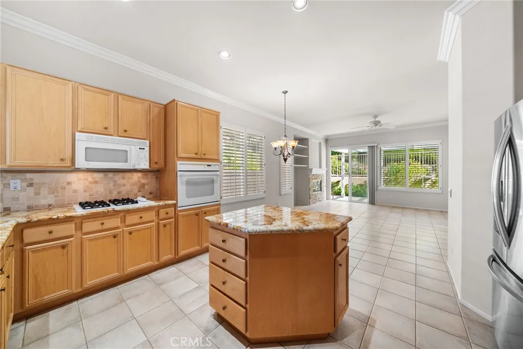 21564 Marana, Mission Viejo, California 92692 home-pic-19
