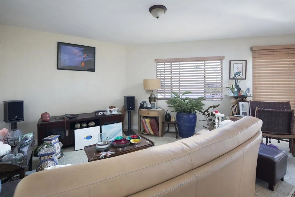 10 5th Avenue, Chula Vista, California 91910 home-pic-12
