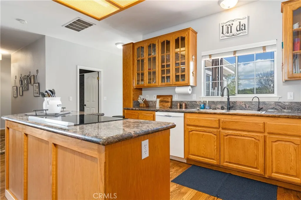 4375 Rustic Way, San Luis Obispo, California 93401 home-pic-24