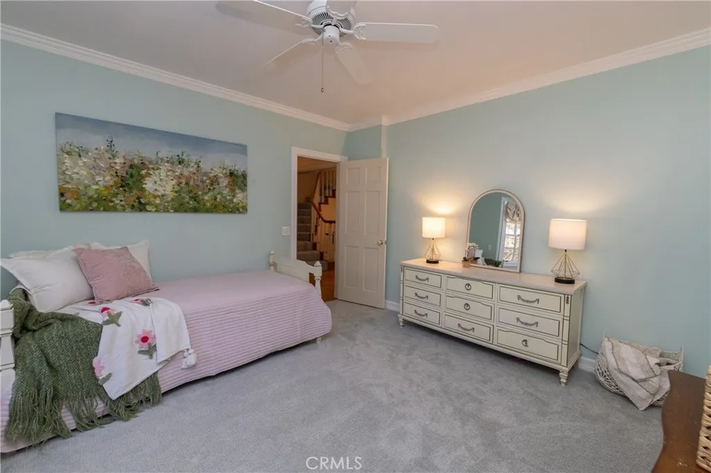 1660 Cascade, Big Bear City, California 92314 home-pic-10