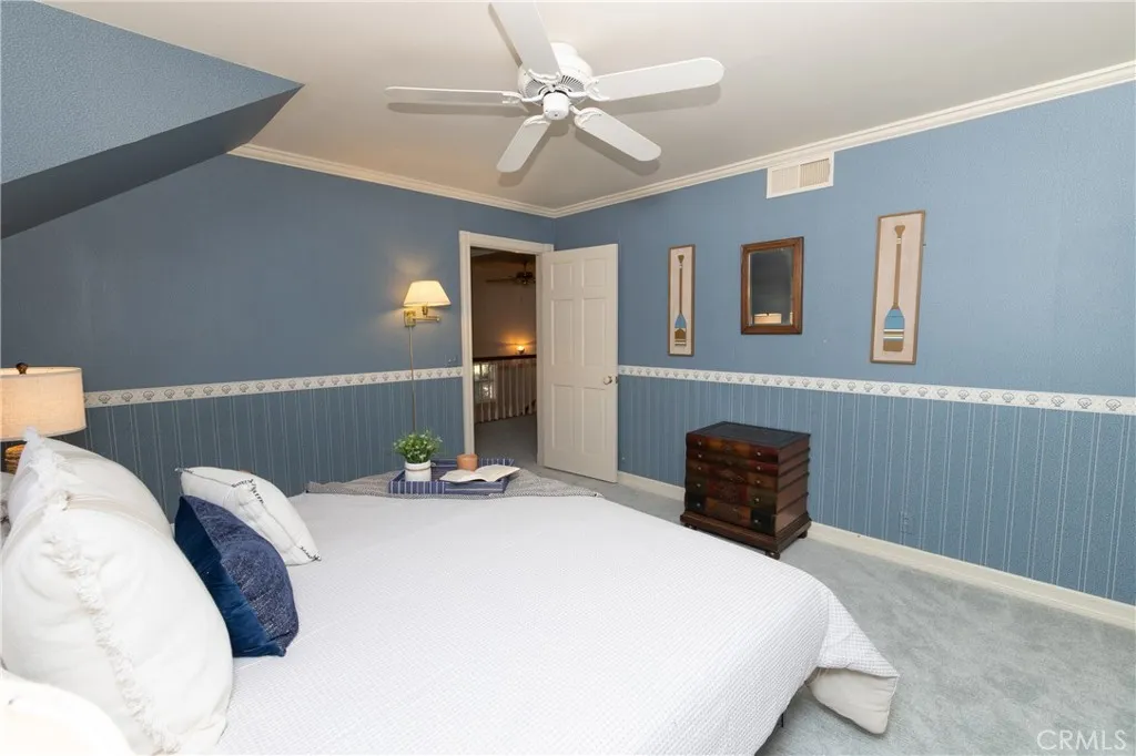 1660 Cascade, Big Bear City, California 92314 home-pic-17