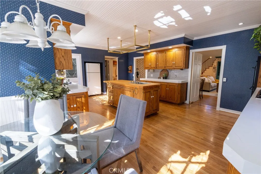 1660 Cascade, Big Bear City, California 92314 home-pic-19