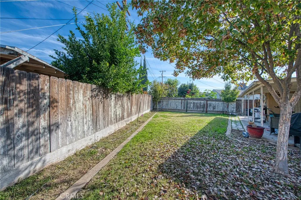 2407 Ashcroft Court, Fresno, California 93726 home-pic-8