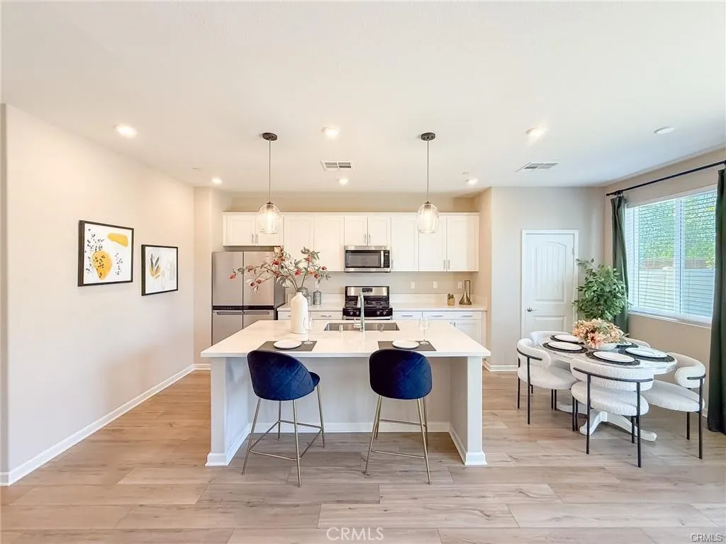 24905 Gulfstream Lane, Moreno Valley, California 92553 home-pic-8