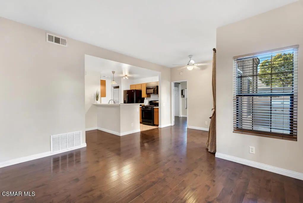 2327 Archwood Lane  home-pic-10