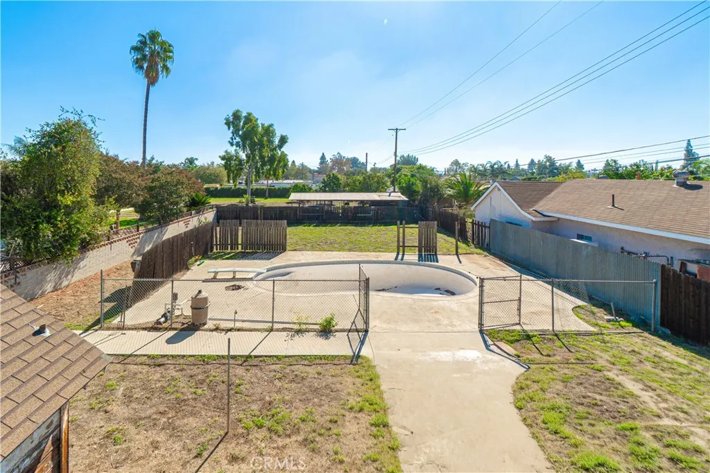 545 W Locust, Ontario, California 91762 home-pic-3