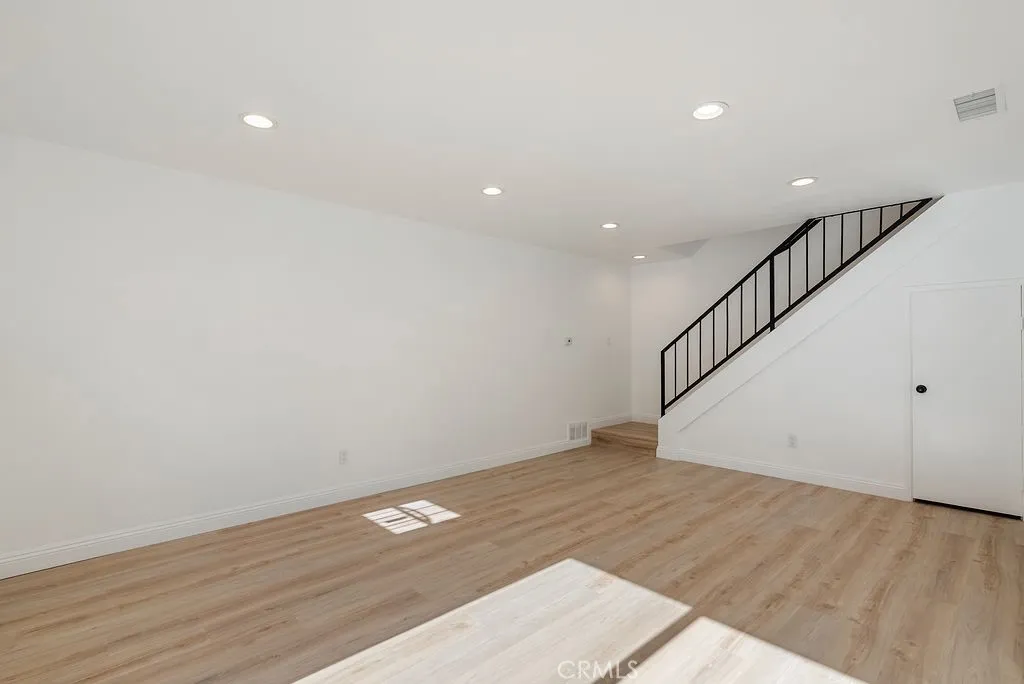 16856 Sierra Vista, Cerritos, California 90703 home-pic-1