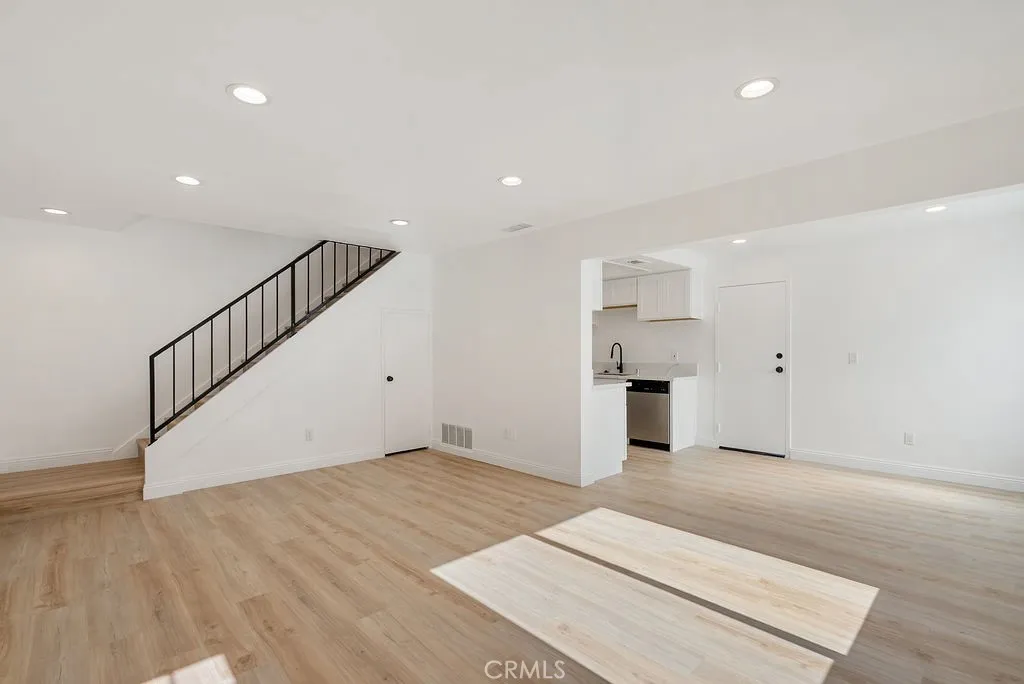 16856 Sierra Vista, Cerritos, California 90703 home-pic-0