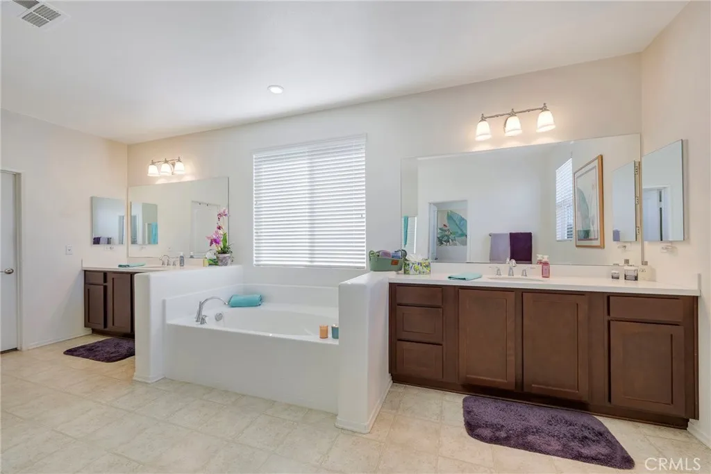 11781 Forsythia, Jurupa Valley, California 91752 home-pic-58