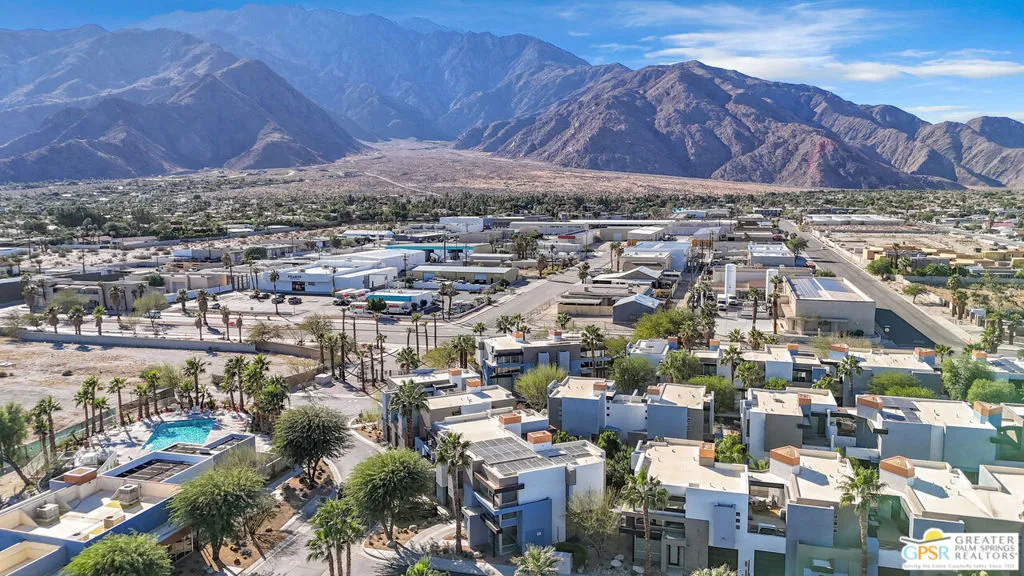 240 Enterprise Way 93, Palm Springs, California 92262 home-pic-44